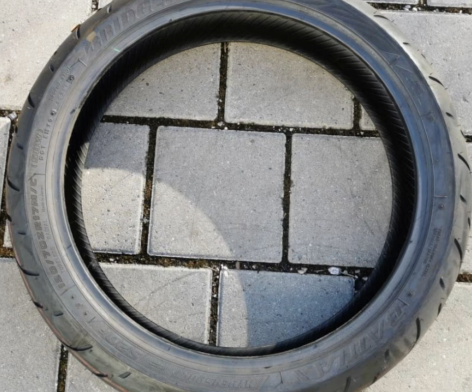 1 X 120/70ZR17 58W BRIDGESTONE BATTLAX S20F MOTORRAD – Bild 3