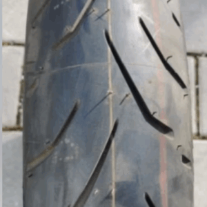 1 X 120/70ZR17 58W BRIDGESTONE BATTLAX S20F MOTORRAD