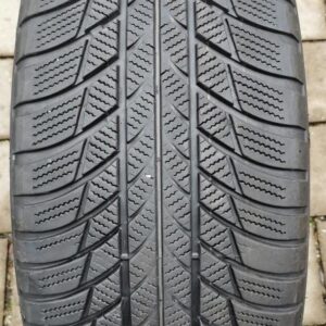 1x 225/45R18 95H BRIDGESTONE BLIZZAK LM001 RUNFLAT 2020 TOP #10RN