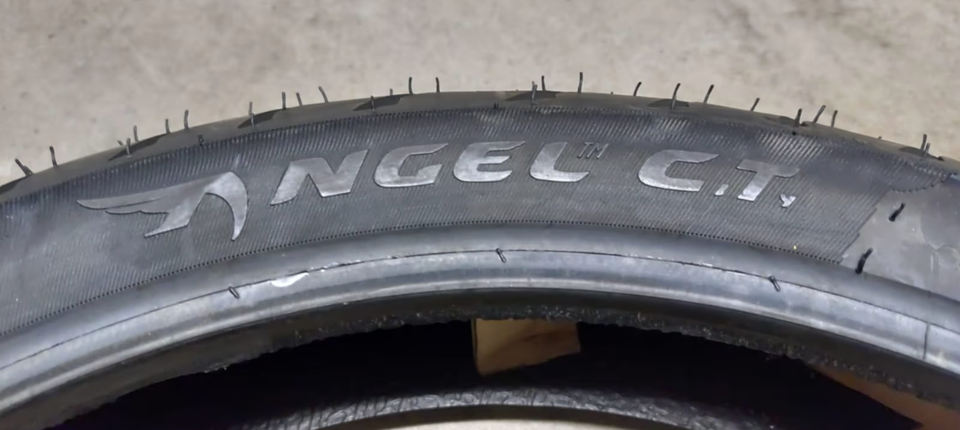 1 X 110/70-17 54S PIRELLI ANGEL CT MOTORRAD NEU – Bild 4
