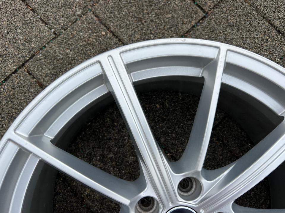 1X ORIGINAL 19" ALUFELGE AUDI RS4 8W RS5 8W 8W0601025CP RDK #1YXA – Bild 2