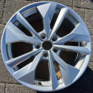 1 X ORIGINAL 18" ALUFELGE AUDI A3 S3 8Y 8Y0601025AC 7,5x18  #22KG