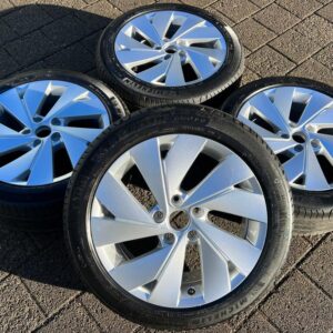 4 ORIGINAL 17" ALU SOMMERRÄDER VW GOLF 8 VIII 225/45R17 91W #1QOQ