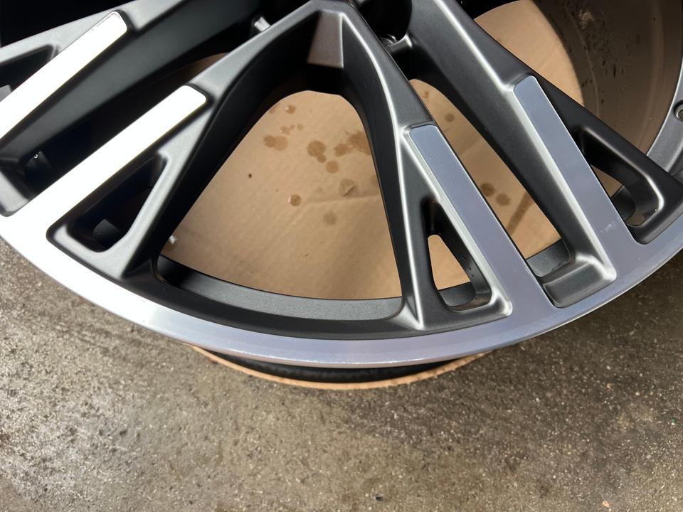 1X ORIGINAL 21" ALUFELGE AUDI Q5 GUN GUB 8MA601025M 8,5x21 #26VS – Bild 2