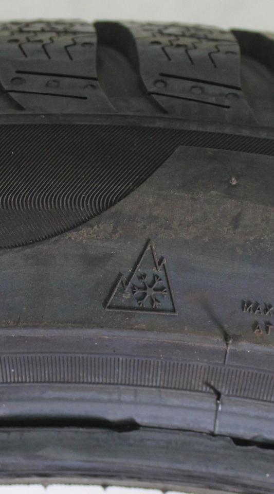 1x 265/40R20 104V PIRELLI SOTTOZERO 3 AO WINTERREIFEN NEU #1V3F – Bild 4