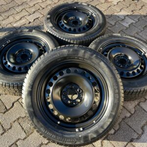 4 WINTERRÄDER MERCEDES GLA X156 215/60R17 96H CONTINENTAL #24BD