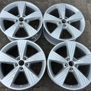 4 ORIGINAL 19" ALUFELGEN FELGEN AUDI Q4 E-TRON 89A601025B #1Y5E