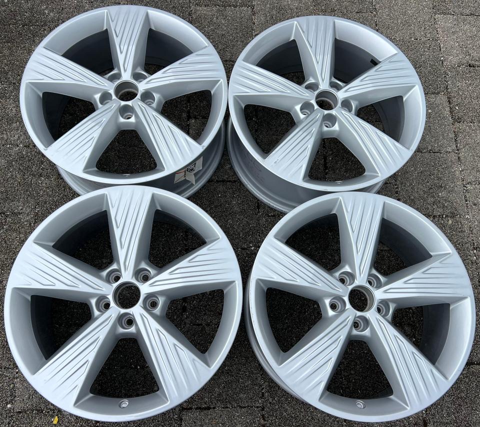 4 ORIGINAL 19" ALUFELGEN FELGEN AUDI Q4 E-TRON 89A601025B #1Y5E