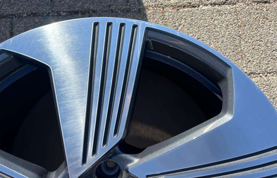 1X ORIGINAL 21" ALUFELGE FELGE AUDI E-TRON Q8 4KE 9x21 #27BM – Bild 4