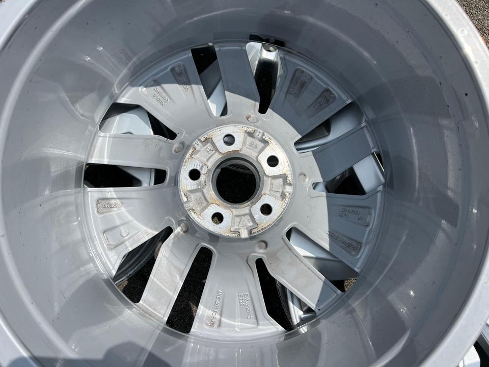 4 ORIGINAL 20" ALUFELGEN AUDI Q8 SQ8 E-TRON 4M 4KE601025N #1ZSD – Bild 7