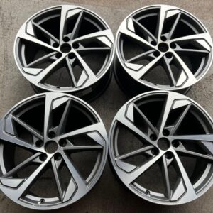4 ORIGINAL 19" ALUFELGEN AUDI Q3 F3 83A601025 8,5x19 ET38 #1XOR