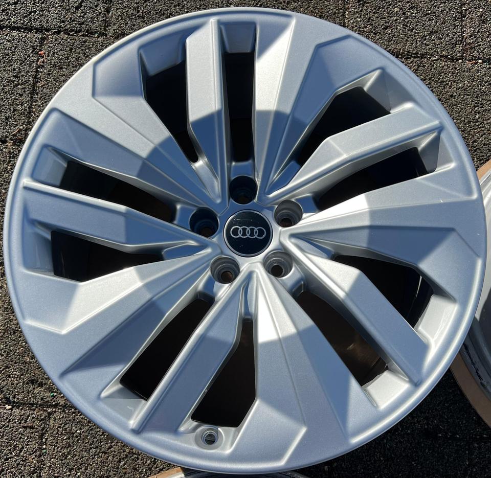 4 ORIGINAL 20" ALUFELGEN AUDI Q8 SQ8 E-TRON 4M 4KE601025N #26VC – Bild 4