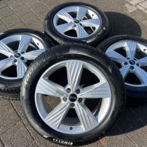4 ORIGINAL 19" ALU WINTERRÄDER AUDI Q4 E-TRON PIRELLI #266E