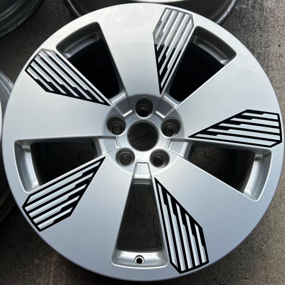 4 ORIGINAL 19" ALUFELGEN AUDI E-TRON GEN 8x19 4KE601025L #1XMB – Bild 3