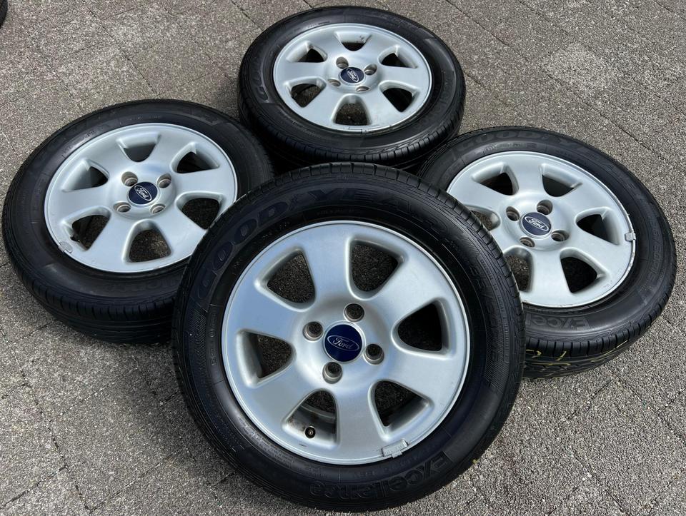 4 ORIGINAL ALU SOMMERRÄDER FORD MONDEO II 195/60R15 88V #1Z5L