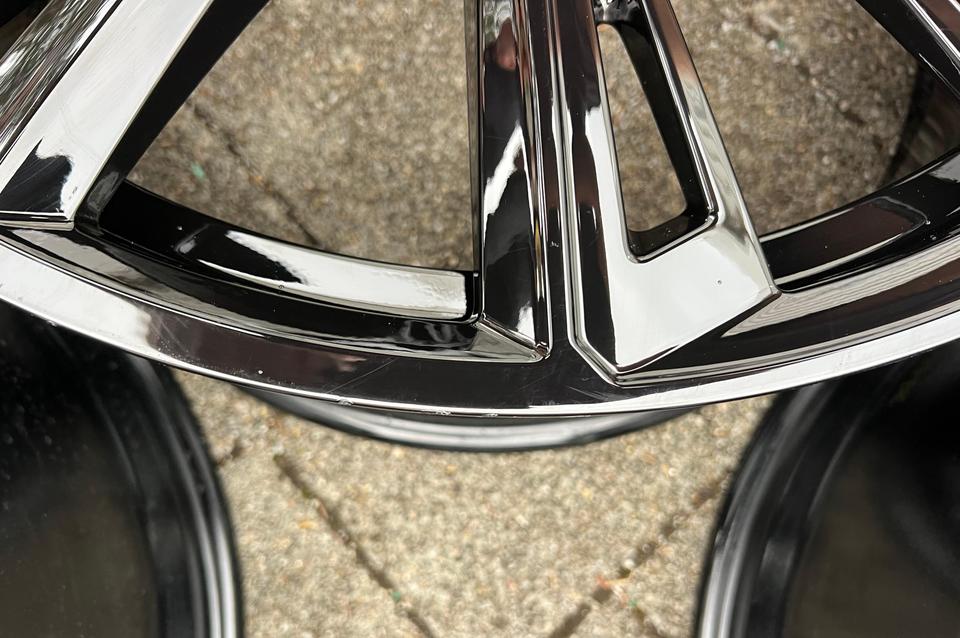 4 ORIGINAL 23" ALUFELGEN AUDI Q8 4M8601025R 10,5x23 ET18 #1Y4M – Bild 6