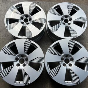 4 ORIGINAL 19" ALUFELGEN AUDI E-TRON GEN 8x19 4KE601025L #1Y2C