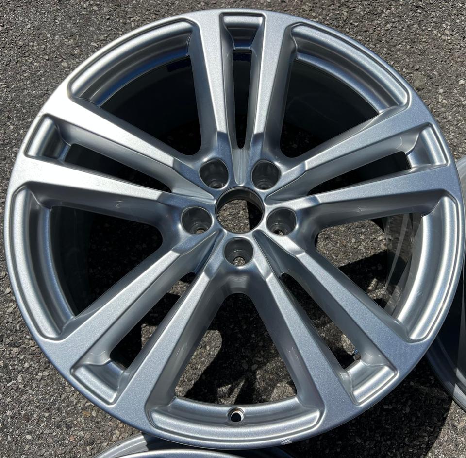 4 ORIGINAL 20" ALUFELGEN AUDI Q7 4M 8x20 ET28 4M0601025G #1IRK – Bild 4