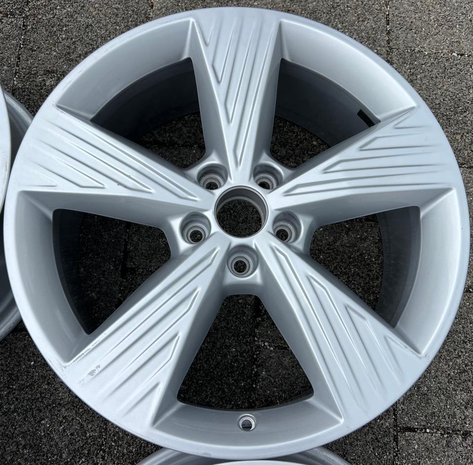 4 ORIGINAL 19" ALUFELGEN FELGEN AUDI Q4 E-TRON 89A601025B #1Y5E – Bild 5