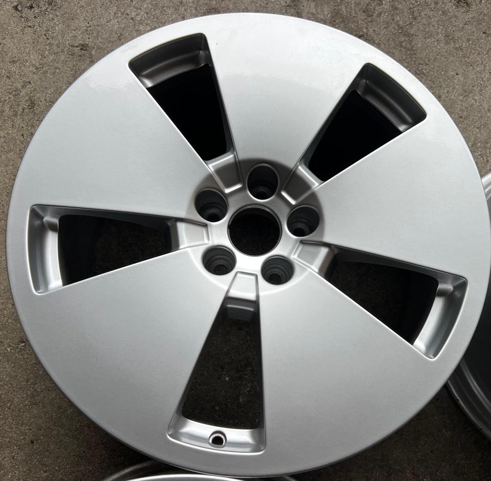 4 ORIGINAL 19" ALUFELGEN AUDI E-TRON GEN 8,5x19 4KE601025R #1ZDE – Bild 2