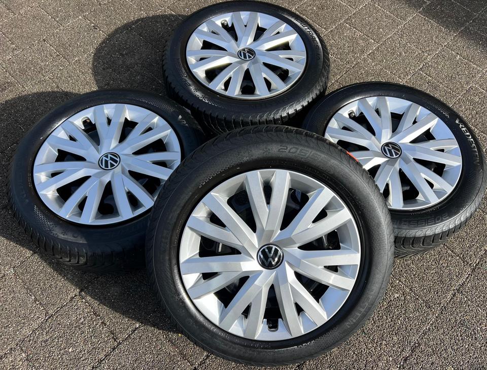 4 STAHLFELGEN 16" VW GOLF VIII 8 5Q0601025BQ 6,5x16 ET46 #26KE