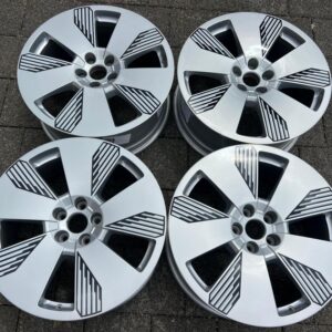 4 ORIGINAL 19" ALUFELGEN AUDI E-TRON GEN 8x19 4KE601025L #1YRN