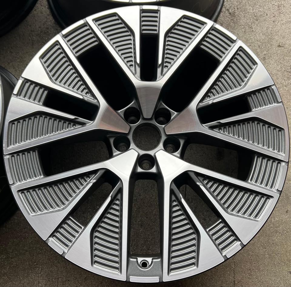 4 ORIGINAL 21" ALUFELGE FELGE AUDI E-TRON Q8 4KE 9,5x21 #1X5X – Bild 4