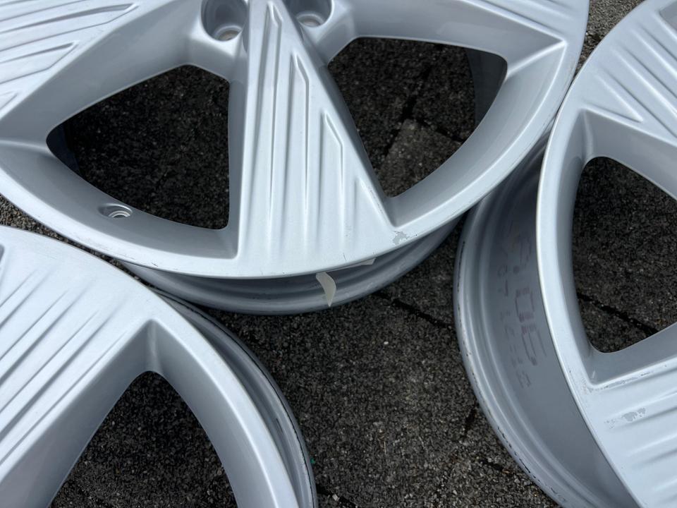 4 ORIGINAL 19" ALUFELGEN FELGEN AUDI Q4 E-TRON 89A601025B #1Y5E – Bild 6