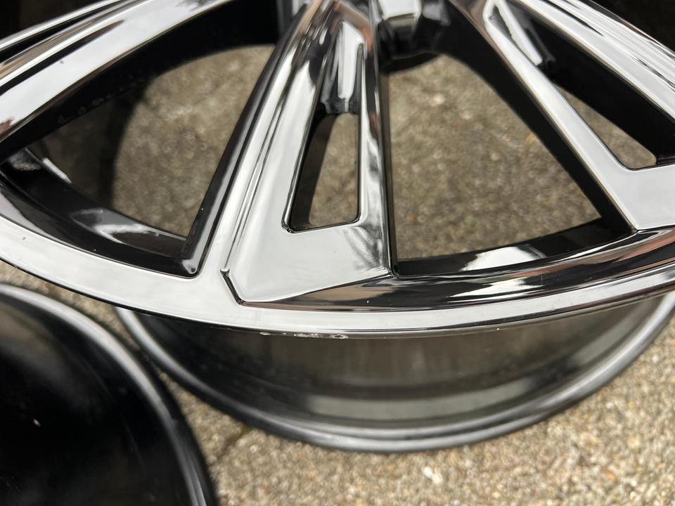 4 ORIGINAL 23" ALUFELGEN AUDI Q8 4M8601025R 10,5x23 ET18 #1Y4M – Bild 8