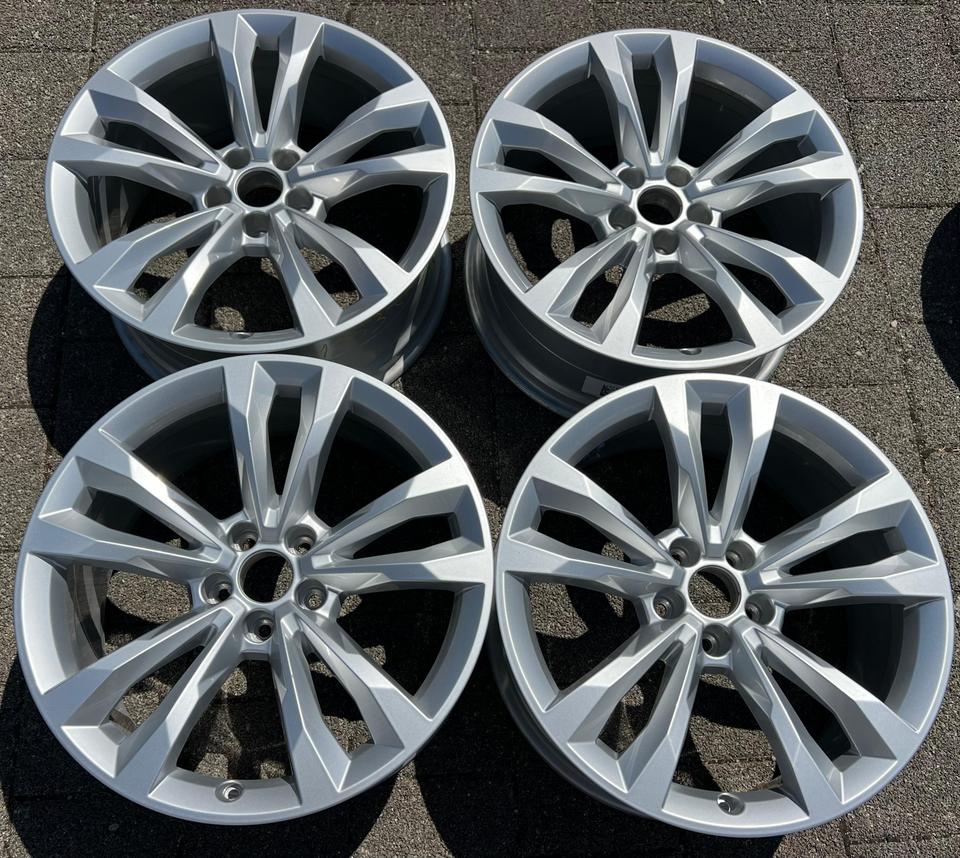 4 ORIGINAL 19" ALUFELGEN AUDI Q7 4M 4M0601025C 8,5x19 ET28 #1Y0H