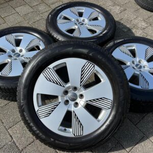 4 ORIGINAL 19" ALU WINTERRÄDER AUDI E-TRON 4KE 4KE601025L #1NHR