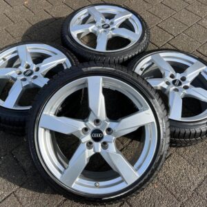4 ORIGINAL 19" ALU WINTERRÄDER AUDI TT TTS 8S 8S0601025AG #1TAD