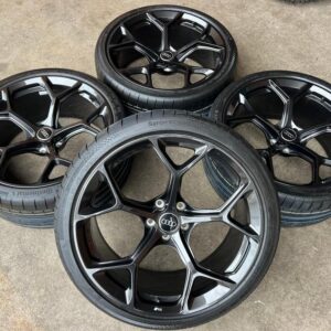 4 ORIGINAL 20" ALU SOMMERRÄDER AUDI RS4 RS5 8W 8W0601025GJ #24HR