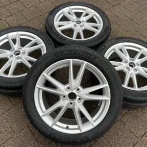 4 ORIGINAL 18" ALU SOMMERRÄDER AUDI Q2 215/50R18 92W 2024 #1NNK