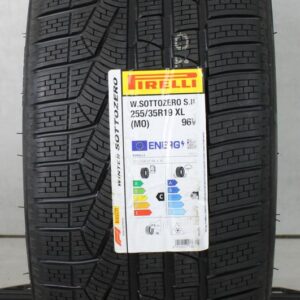 1x 255/35R19 96V PIRELLI SOTTOZERO 2 WINTERREIFEN NEU #1Y8N