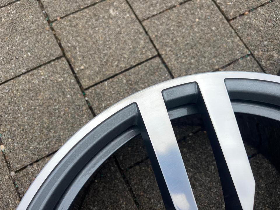 4 ORIGINAL 19" ALUFELGEN AUDI TT TTS 8S0601025F 9x19 ET52 #1X0S – Bild 7