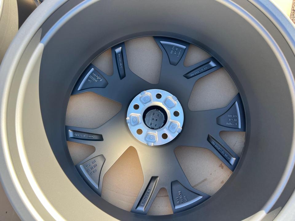 4 ORIGINAL 23" ALUFELGEN AUDI Q8 SQ8 RSQ8 4M 4M8601025AG #24QA – Bild 6