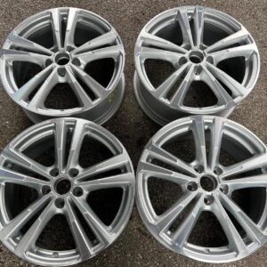 4 ORIGINAL 18" ALUFELGEN FELGEN AUDI A3 8V 8V0601025BL TOP  #216K