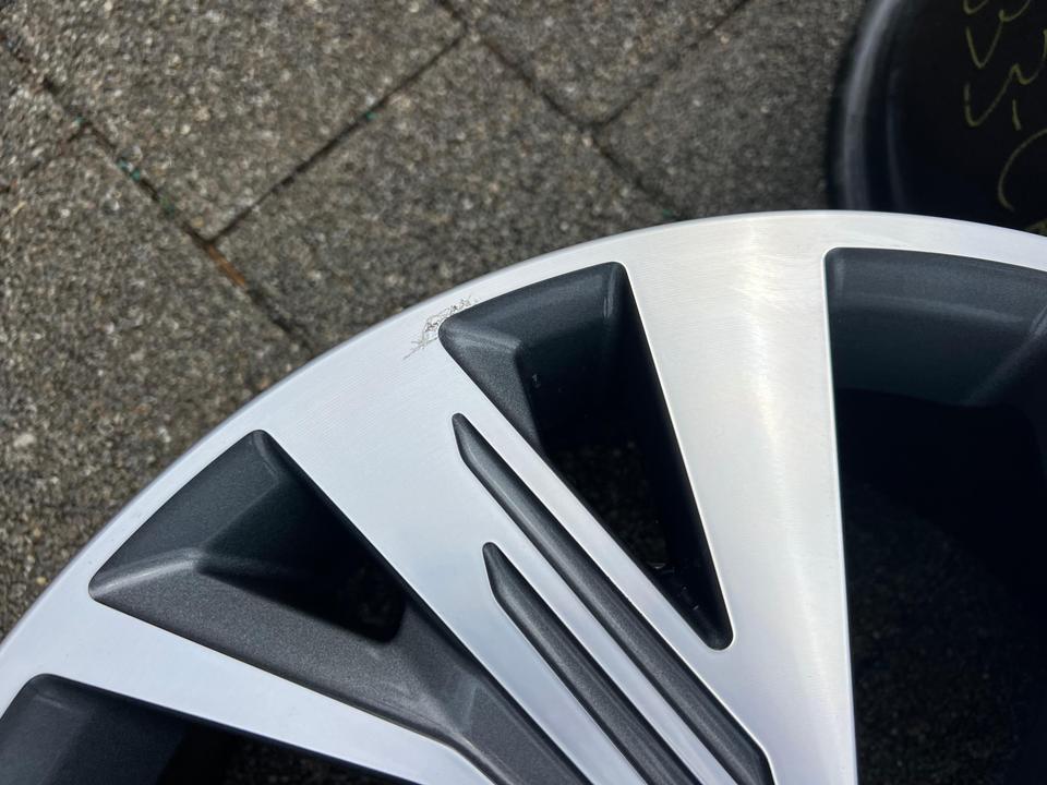 4 ORIGINAL 19" ALUFELGEN FELGEN AUDI Q4 E-TRON 89A601025C #1Z7O – Bild 8