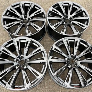 4 ORIGINAL 23" ALUFELGEN AUDI Q8 4M8601025R 10,5x23 ET18 #24EA