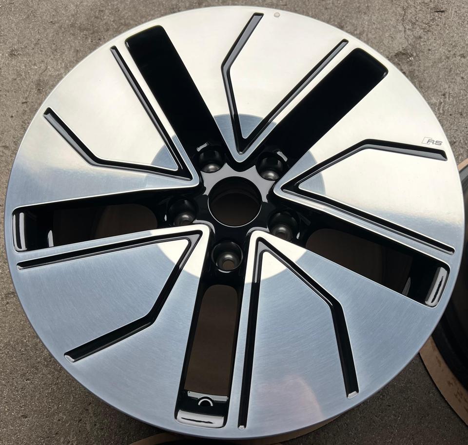 4 ORIGINAL 19" ALUFELGEN AUDI E-TRON GT 4J 4J3601025N #1W3L – Bild 5