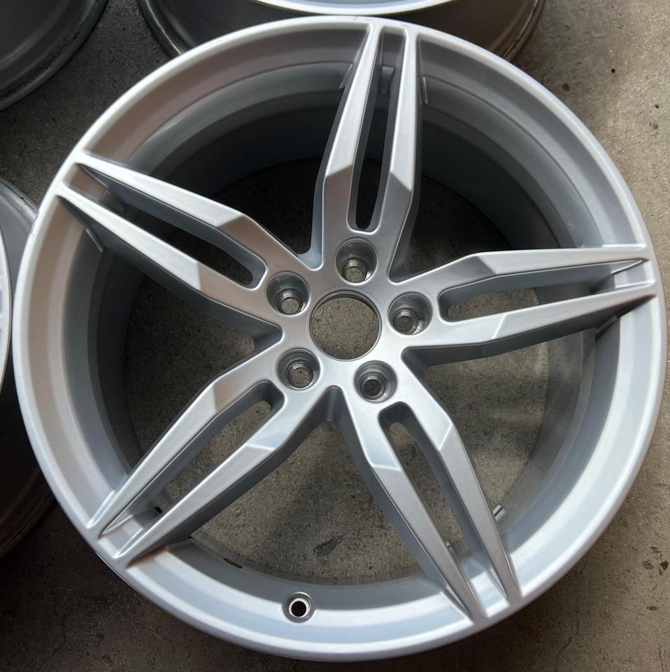 4 ORIGINAL 19" ALUFELGEN FELGEN AUDI A5 S5 F9 8W 8W0601025A #1Y0J