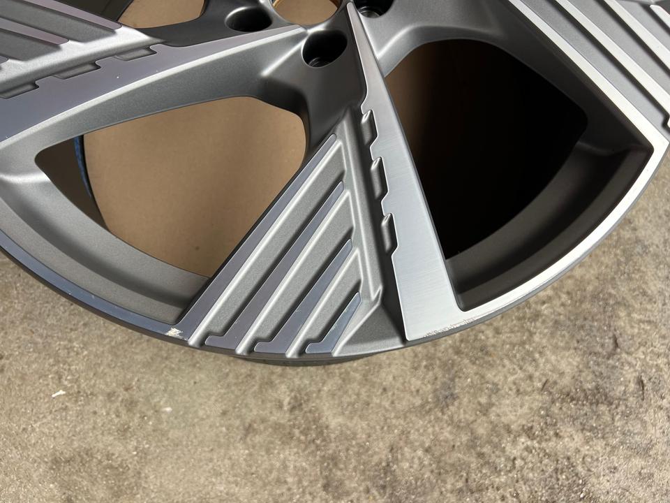 1X ORIGINAL 22" ALUFELGE AUDI E-TRON Q8 4KE 4KE601025B #27JQ – Bild 3