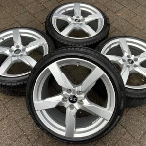 4 ORIGINAL 19" ALU WINTERRÄDER AUDI TT TTS 8S 8S0601025AA  #1QHF