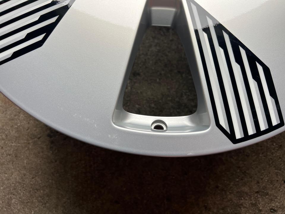 4 ORIGINAL 19" ALUFELGEN AUDI E-TRON GEN 8x19 4KE601025L #1ZDM – Bild 8