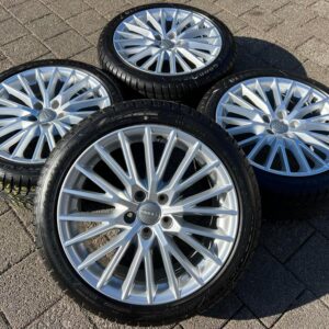 4 ORIGINAL 18" ALUFELGEN AUDI TT TTS ROADSTER 8S0601025D #25II