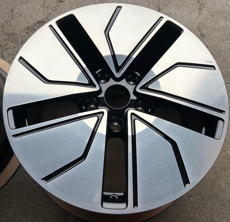 4 ORIGINAL 19" ALUFELGEN AUDI E-TRON GT 4J 4J3601025N #1W3L – Bild 4