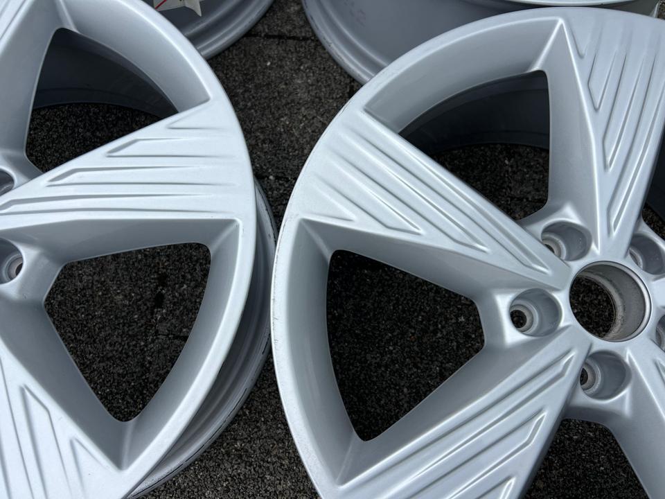 4 ORIGINAL 19" ALUFELGEN FELGEN AUDI Q4 E-TRON 89A601025B #1Y5E – Bild 10