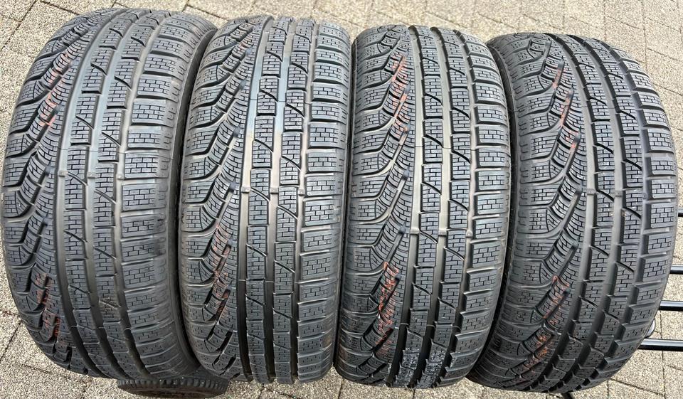 4x 215/45R18 93V PIRELLI SOTTOZERO 2 WINTERREIFEN 2016 NEU #1ZII
