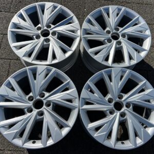 4 ORIGINAL 17" ALUFELGEN FELGEN AUDI A3 8Y 8Y0601025D 8x17  #222R